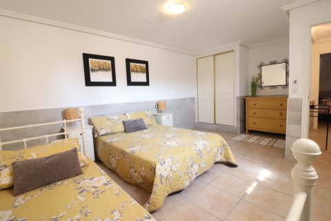 Villa for sale in Algorfa, Alicante, Spain 5 bedrooms, 151 sq.m. No. 143799 - photo 20