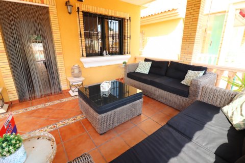 Villa for sale in Algorfa, Alicante, Spain 5 bedrooms, 151 sq.m. No. 143799 - photo 25