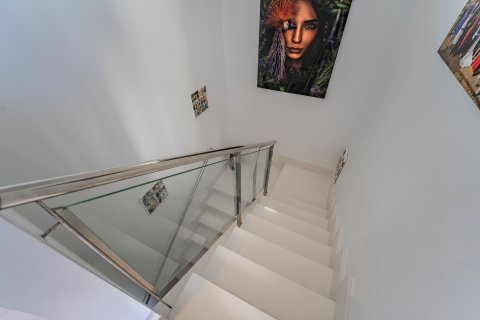 Продажа таухауса в Бенихофар, Аликанте, Испания 3 спальни, 162м2 №143797 - фото 21