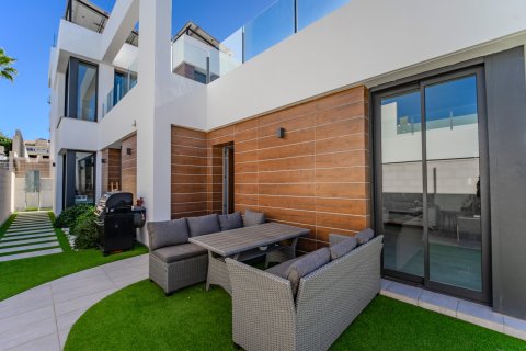 Продажа таухауса в Бенихофар, Аликанте, Испания 3 спальни, 162м2 №143797 - фото 2