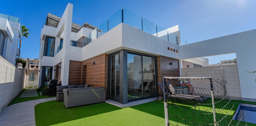 Таунхаус в Бенихофар, Аликанте, Испания 3 спальни, 162м2 №143797