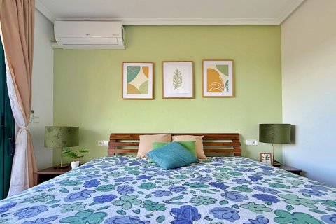 Casa adosada en venta en Orihuela, Alicante, España 2 dormitorios, 83 m2 No. 160582 - foto 18