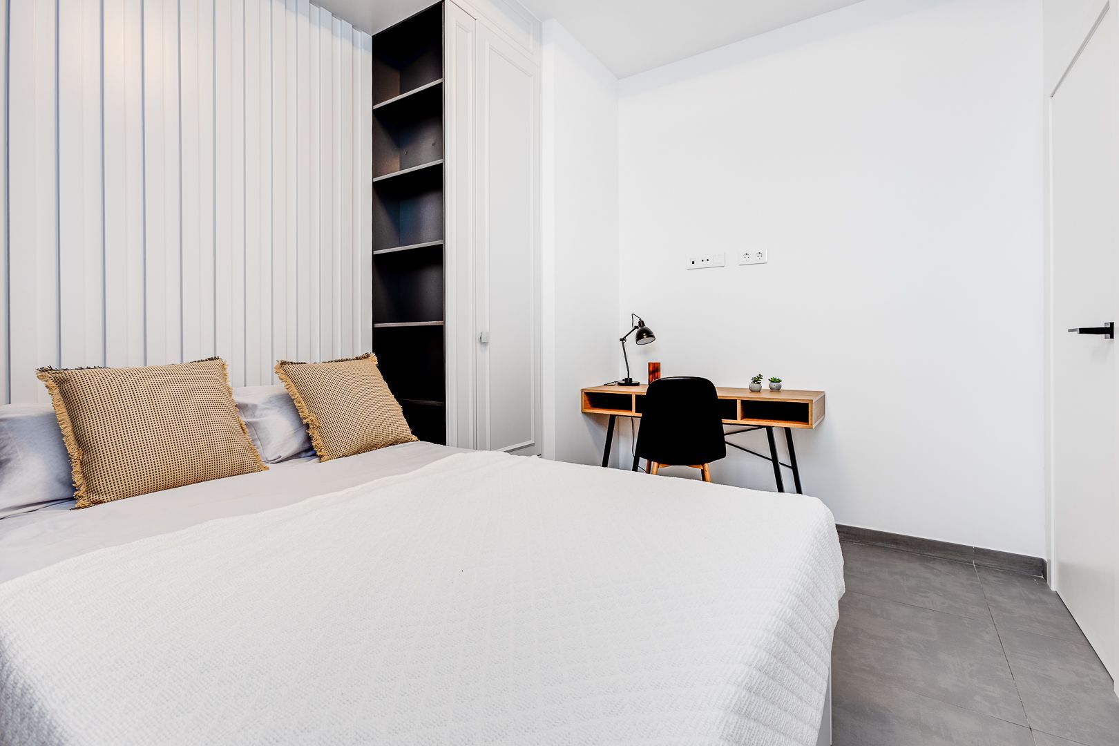 House in Torrevieja, Alicante, Spanien 4 Schlafzimmer, 210 m2 Nr. 95739