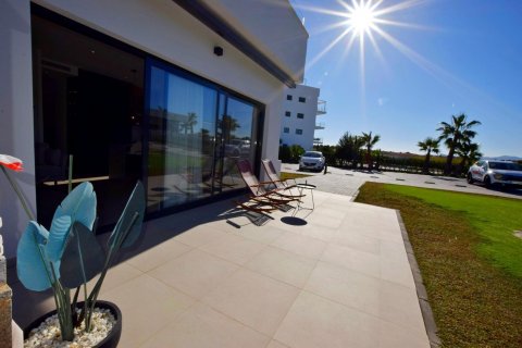 Villa for sale Condado de Alhama Golf Resort, Murcia, Spain 3 bedrooms, 100 sq.m. No. 112680 - photo 17
