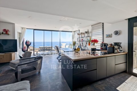 Villa for sale in Roses, Girona, Spain 3 bedrooms, 256 sq.m. No. 158869 - photo 5