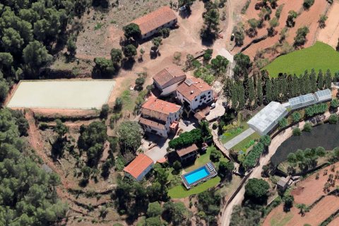 House in Castellar Del Valles, Barcelona, Spain 15 bedrooms, 1898 sq.m. No. 186478