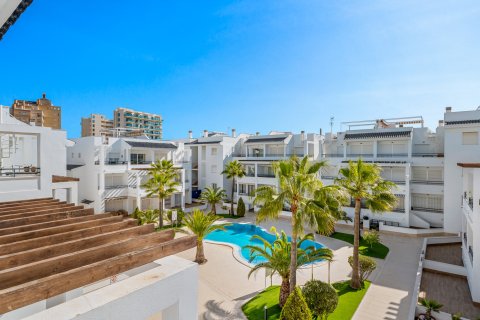 Huoneisto myytävänä Torrevieja, Alicante, Espanja, 2 makuuhuonetta, 66 m2 No. 161711 - kuva 3