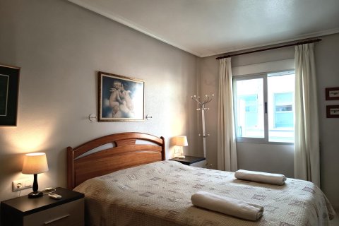 Lägenhet till salu i Alicante, Spanien 2 sovrum, 70 kvm. Nr. 161712 - foto 14