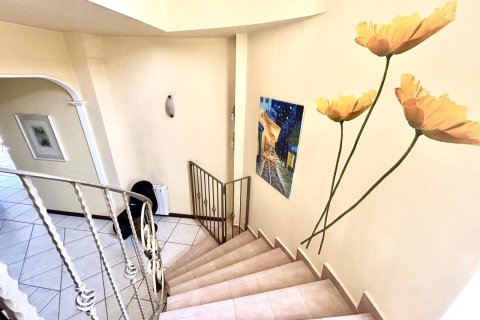 Villa till salu i La Mata, Alicante, Spanien 6 sovrum, 440 kvm. Nr. 161709 - foto 26