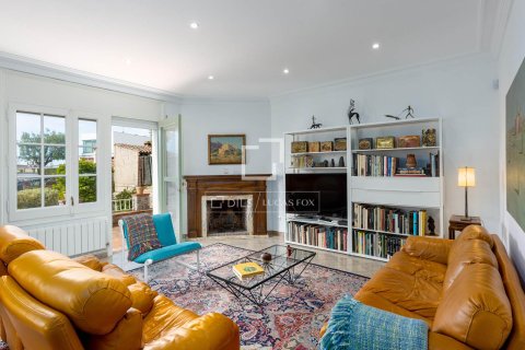 Villa à vendre à El Masnou, Barcelona, Espagne, 7 chambres, 446 m2 No. 164342 - photo 9