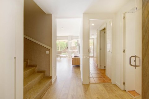 Apartment for sale in Sant Just Desvern, Barcelona, Spain 3 bedrooms, 133 sq.m. No. 164343 - photo 27