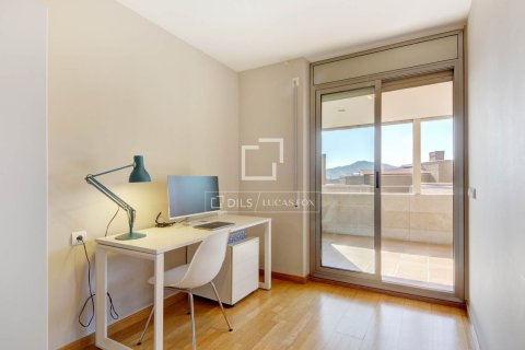 Apartment for sale in Sant Just Desvern, Barcelona, Spain 3 bedrooms, 133 sq.m. No. 164343 - photo 25