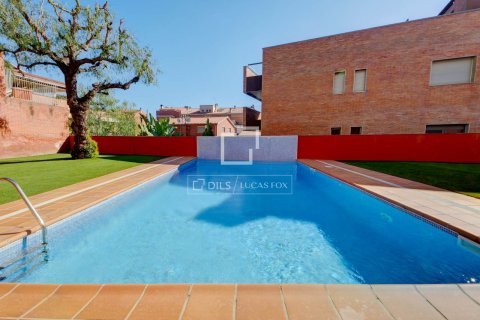 Apartment in Sant Just Desvern, Barcelona, Spain 3 bedrooms, 133 sq.m. No. 164343