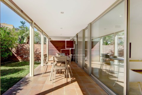 Apartment for sale in Sant Just Desvern, Barcelona, Spain 3 bedrooms, 133 sq.m. No. 164343 - photo 9