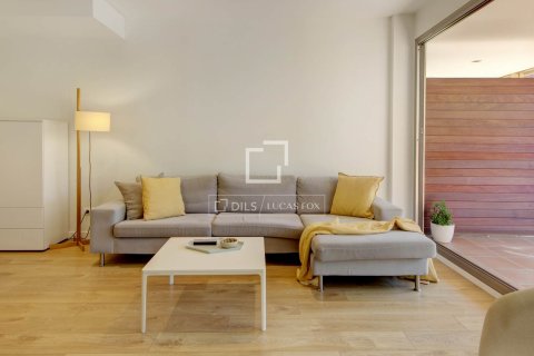 Apartment for sale in Sant Just Desvern, Barcelona, Spain 3 bedrooms, 133 sq.m. No. 164343 - photo 3