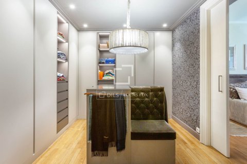 Huoneisto myytävänä Barcelona, Espanja, 6 makuuhuonetta, 479 m2 No. 164340 - kuva 22