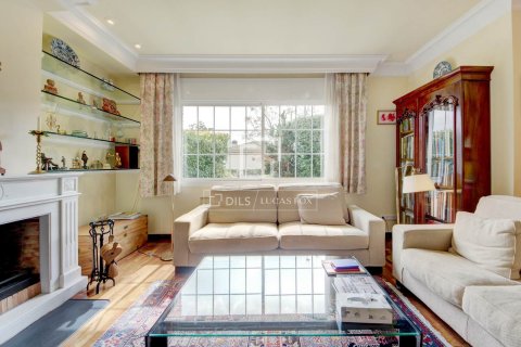 Huvila myytävänä Sant Just Desvern, Barcelona, Espanja, 6 makuuhuonetta, 545 m2 No. 164338 - kuva 10