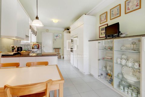 Huvila myytävänä Sant Just Desvern, Barcelona, Espanja, 6 makuuhuonetta, 545 m2 No. 164338 - kuva 22