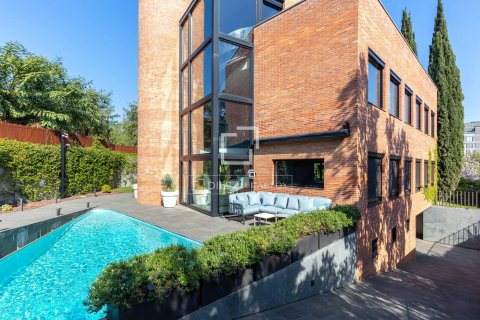 Villa à vendre à Esplugues de Llobregat, Barcelona, Espagne, 4 chambres, 665 m2 No. 164341 - photo 5