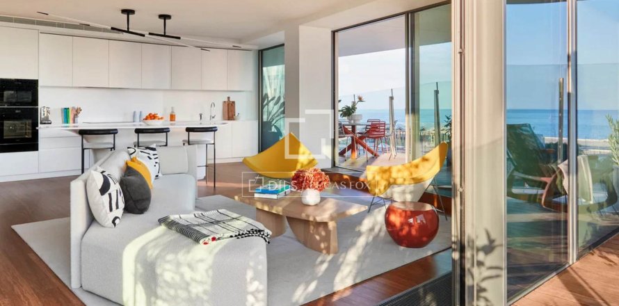 Apartment in Barcelona, Spain 2 bedrooms, 141 sq.m. No. 164337