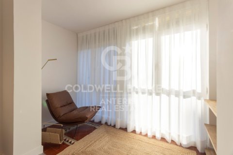 Lägenhet till salu i Barcelona, Spanien 3 sovrum, 117 kvm. Nr. 156979 - foto 23
