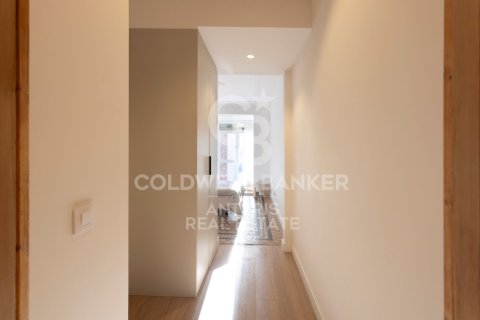 Huoneisto myytävänä Barcelona, Espanja, 3 makuuhuonetta, 117 m2 No. 156979 - kuva 18