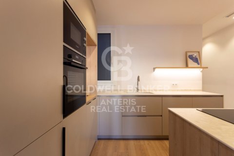 Huoneisto myytävänä Barcelona, Espanja, 3 makuuhuonetta, 117 m2 No. 156979 - kuva 9
