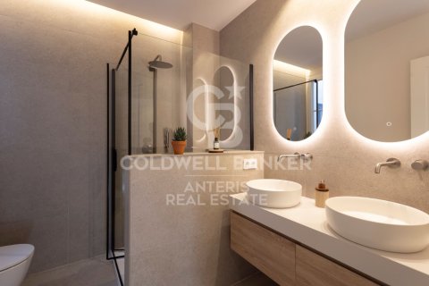 Huoneisto myytävänä Barcelona, Espanja, 3 makuuhuonetta, 117 m2 No. 156979 - kuva 24