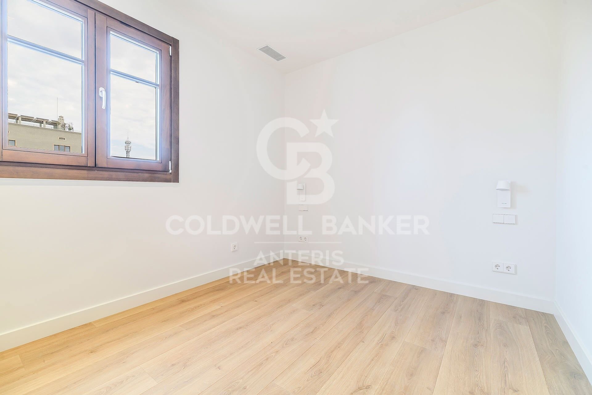 Penthouse in Barcelona, Spain 2 bedrooms, 90 sq.m. No. 156977