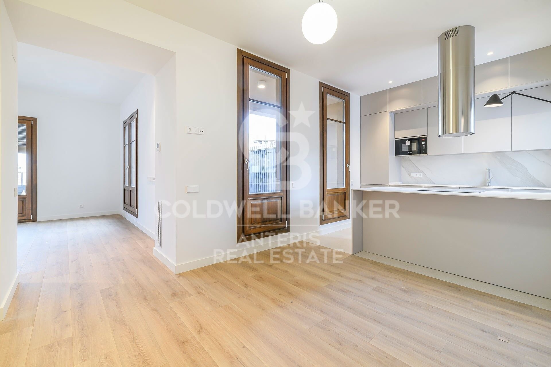 Penthouse in Barcelona, Spain 2 bedrooms, 90 sq.m. No. 156977