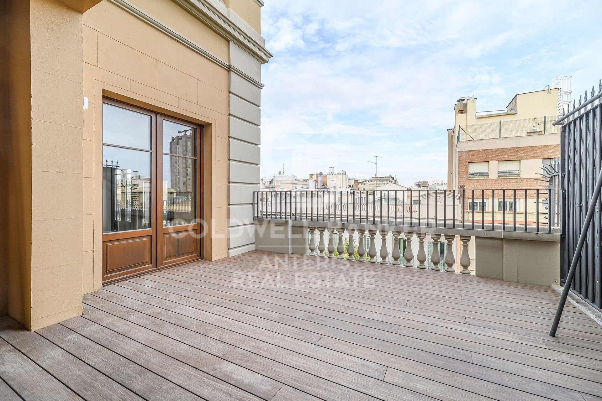 Penthouse in Barcelona, Spain 2 bedrooms, 90 sq.m. No. 156977