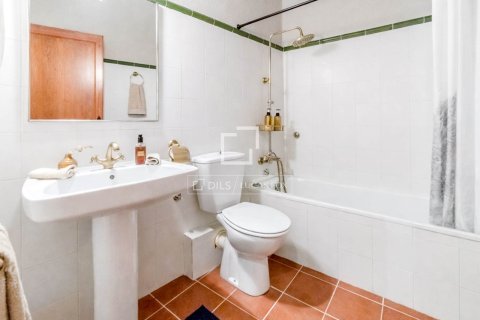 Finca myytävänä Sitges, Barcelona, Espanja, 8 makuuhuonetta, 712 m2 No. 192821 - kuva 21