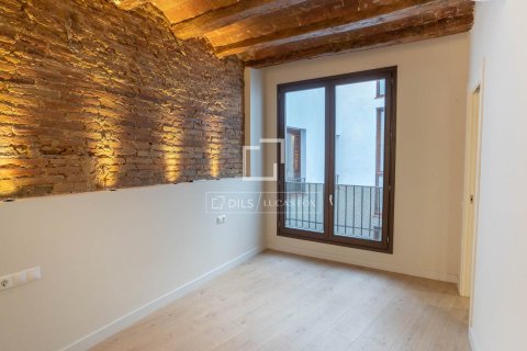 Продажа квартиры в Барселона, Испания 2 спальни, 83м2 №192826 - фото 9