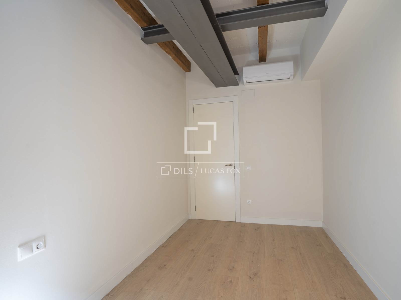Huoneisto Barcelona, Espanja 2 makuuhuonetta, 83 m2 No. 192826