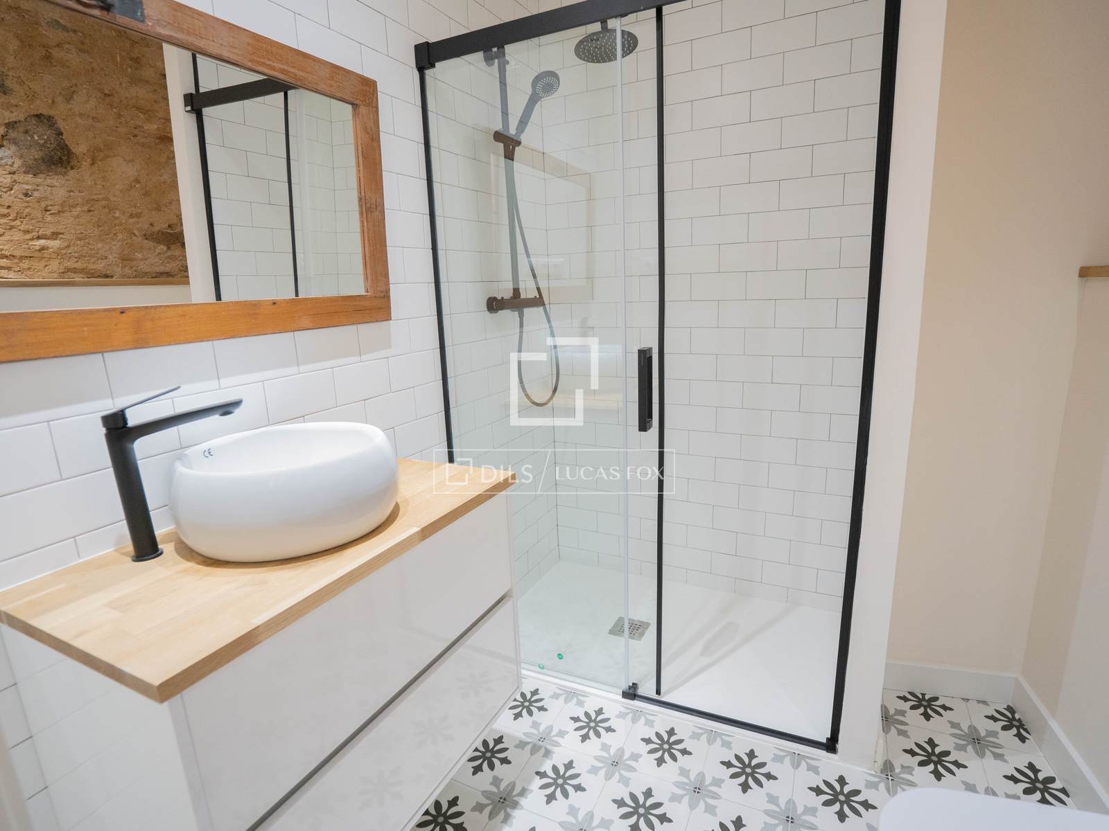 Huoneisto Barcelona, Espanja 2 makuuhuonetta, 83 m2 No. 192826
