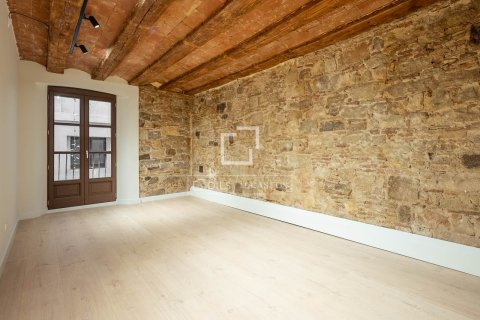 Продажа квартиры в Барселона, Испания 2 спальни, 83м2 №192826 - фото 17