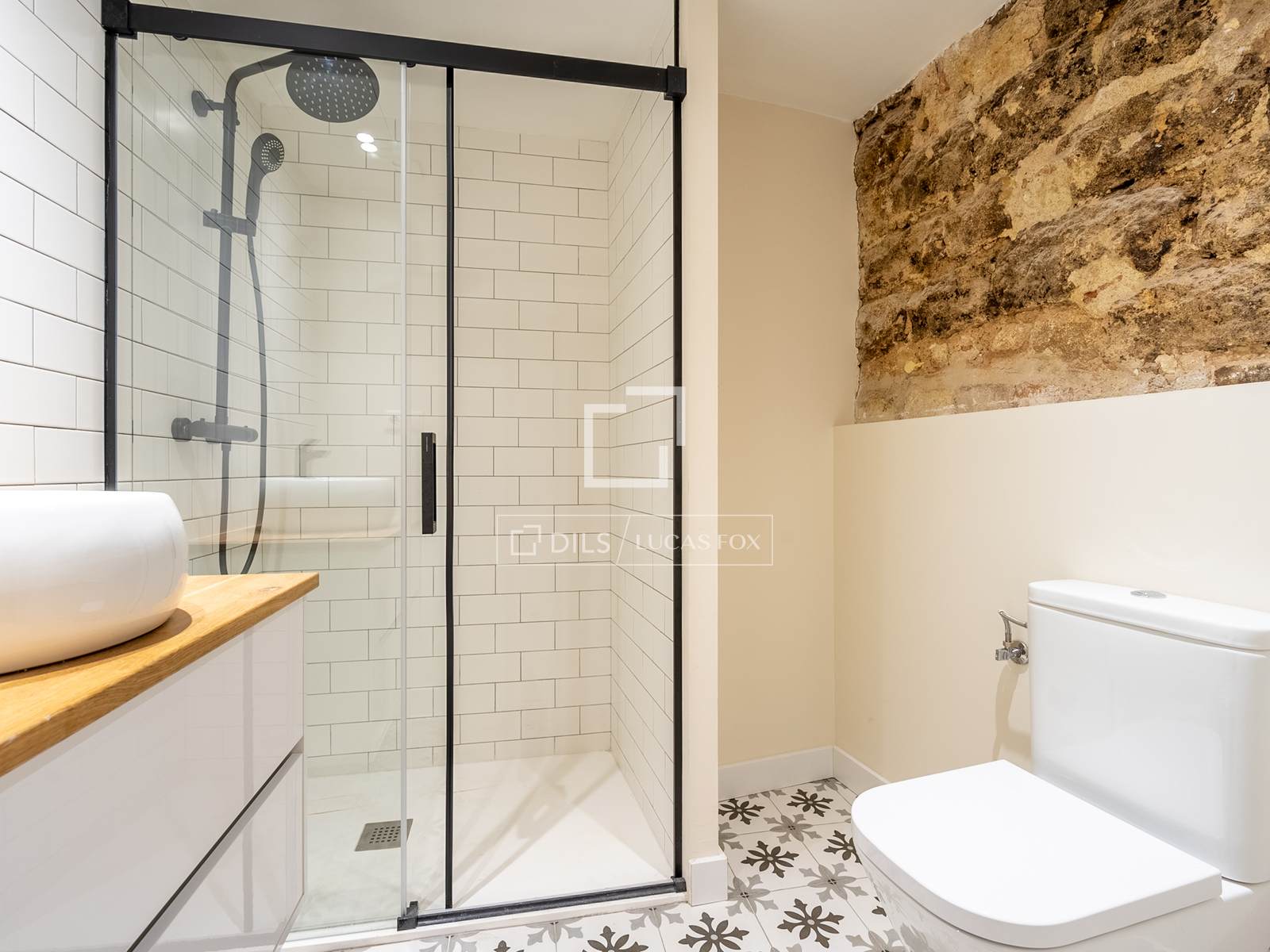 Huoneisto Barcelona, Espanja 2 makuuhuonetta, 83 m2 No. 192826