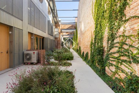 Huoneisto myytävänä Barcelona, Espanja, 2 makuuhuonetta, 88 m2 No. 192825 - kuva 19
