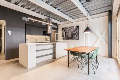 Huoneisto myytävänä Barcelona, Espanja, 2 makuuhuonetta, 88 m2 No. 192825 - kuva 16
