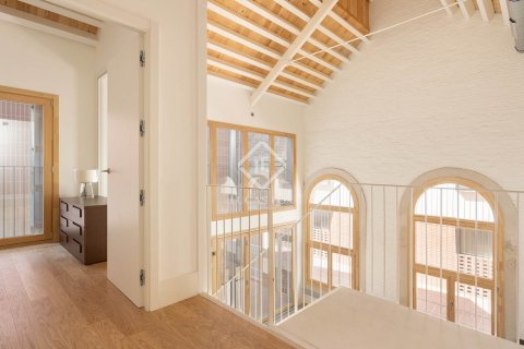 Huoneisto myytävänä Barcelona, Espanja, 2 makuuhuonetta, 88 m2 No. 192825 - kuva 13