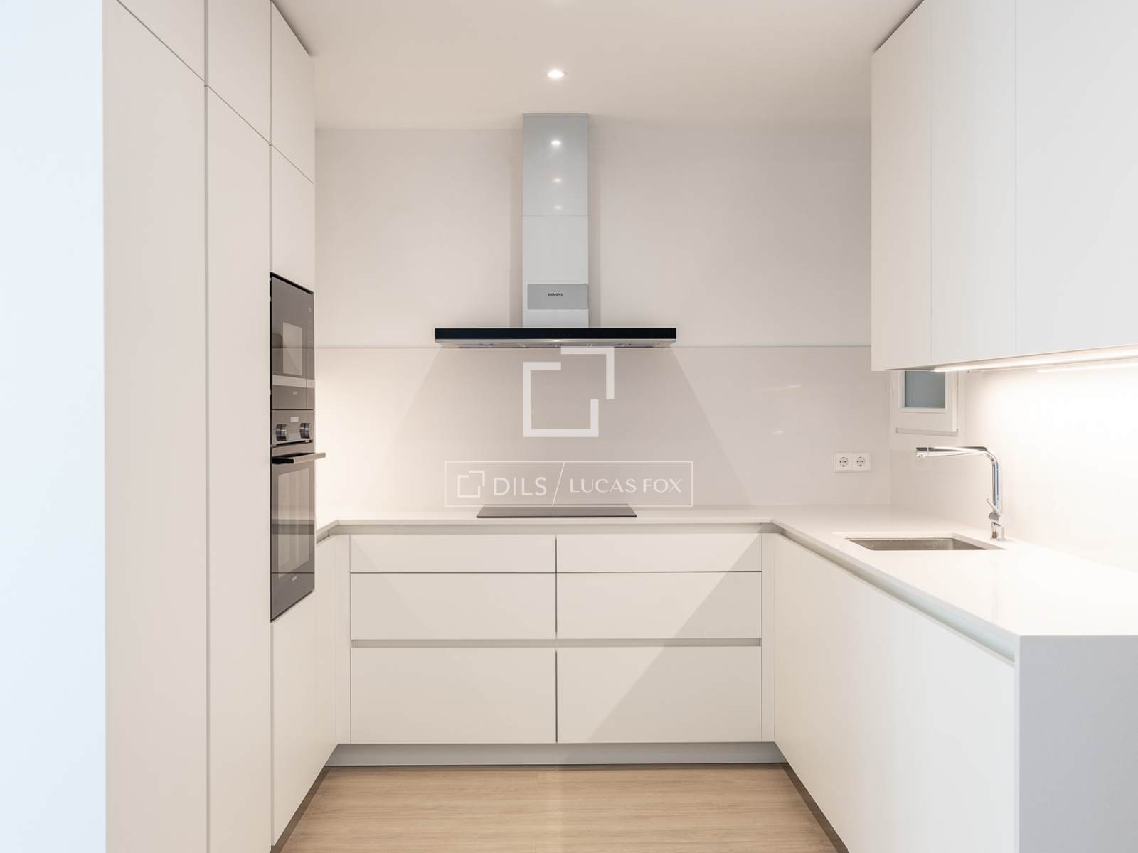 Apartament w Barcelona, Hiszpania 5 sypialni, 134 mkw. nr 192824
