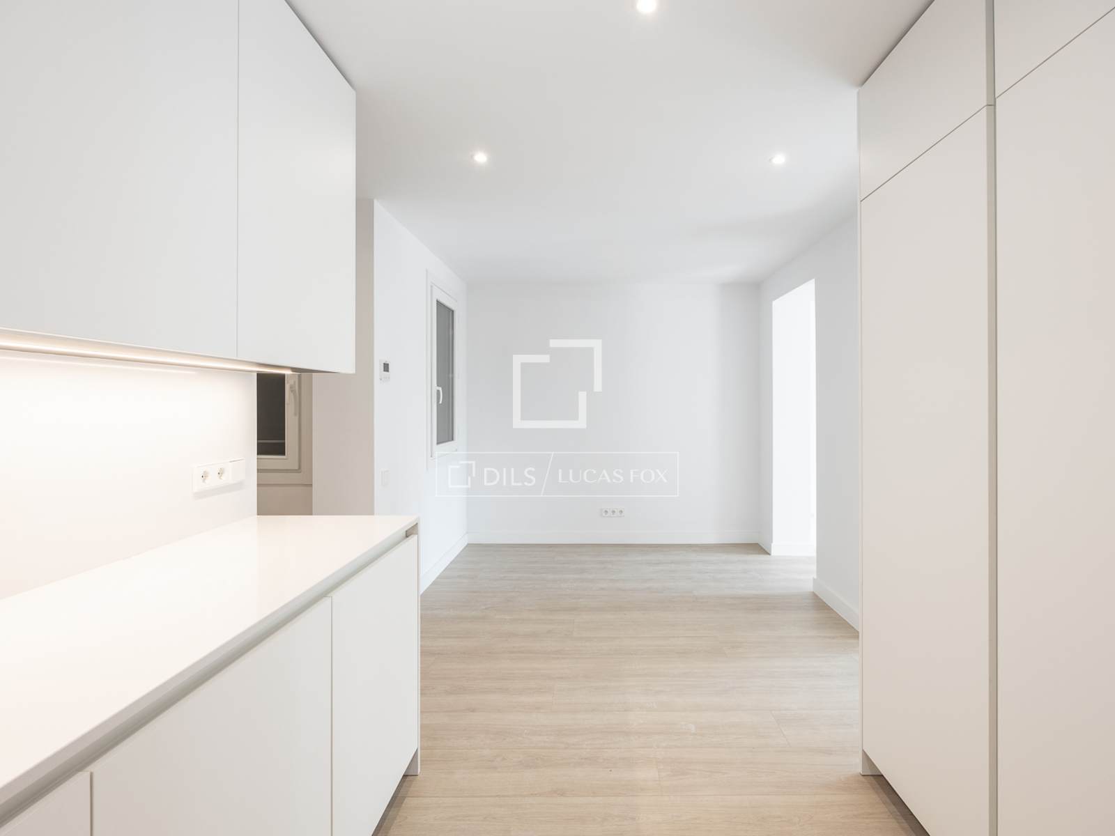 Apartament w Barcelona, Hiszpania 5 sypialni, 134 mkw. nr 192824