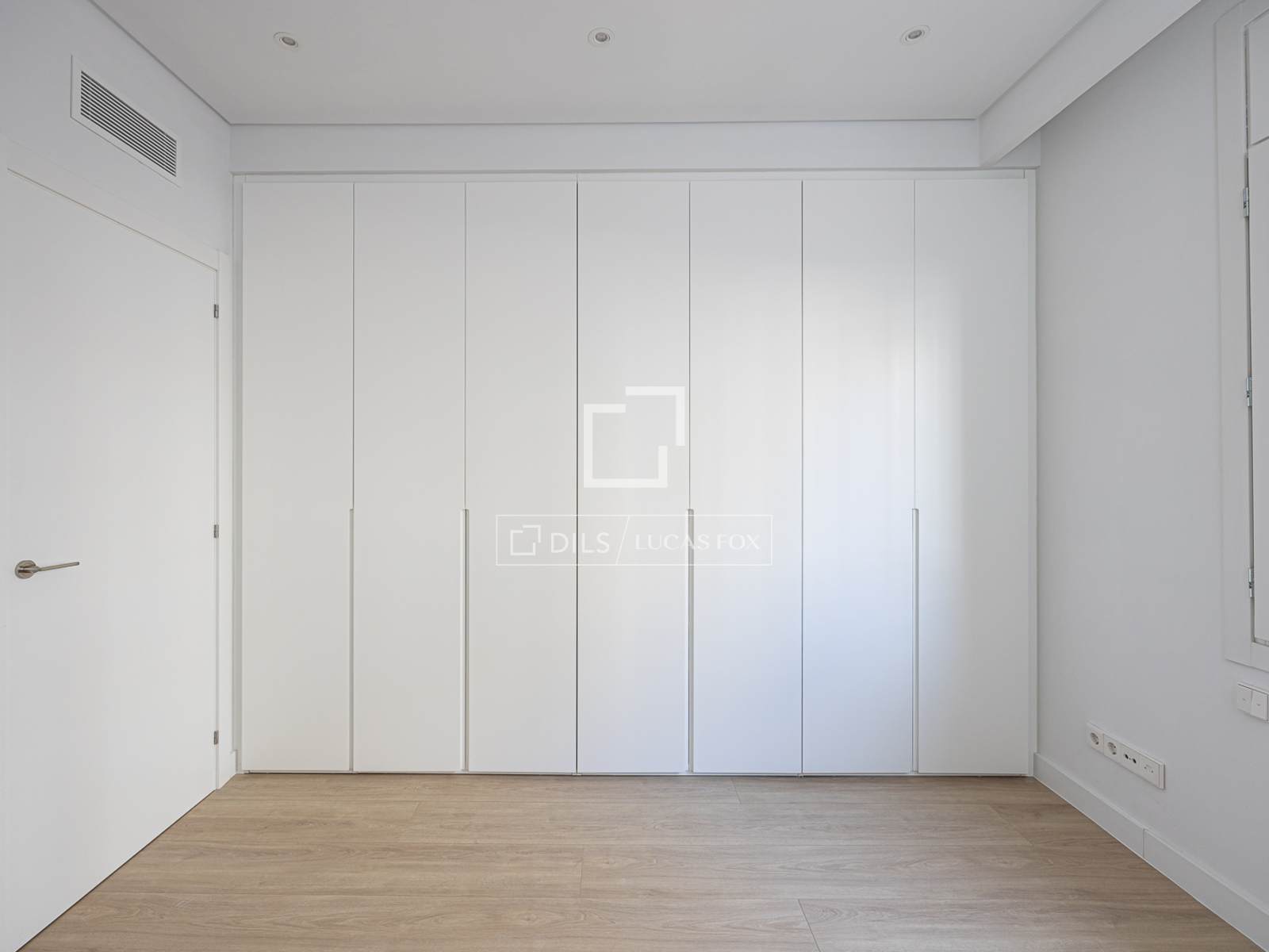Apartament w Barcelona, Hiszpania 5 sypialni, 134 mkw. nr 192824