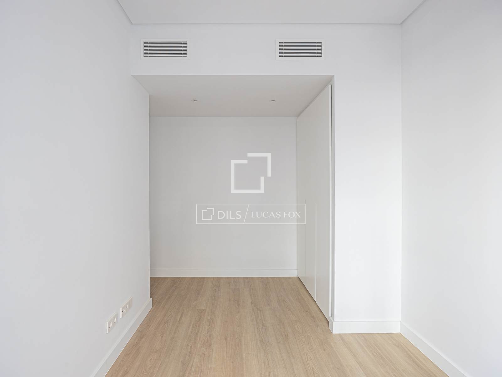 Apartament w Barcelona, Hiszpania 5 sypialni, 134 mkw. nr 192824