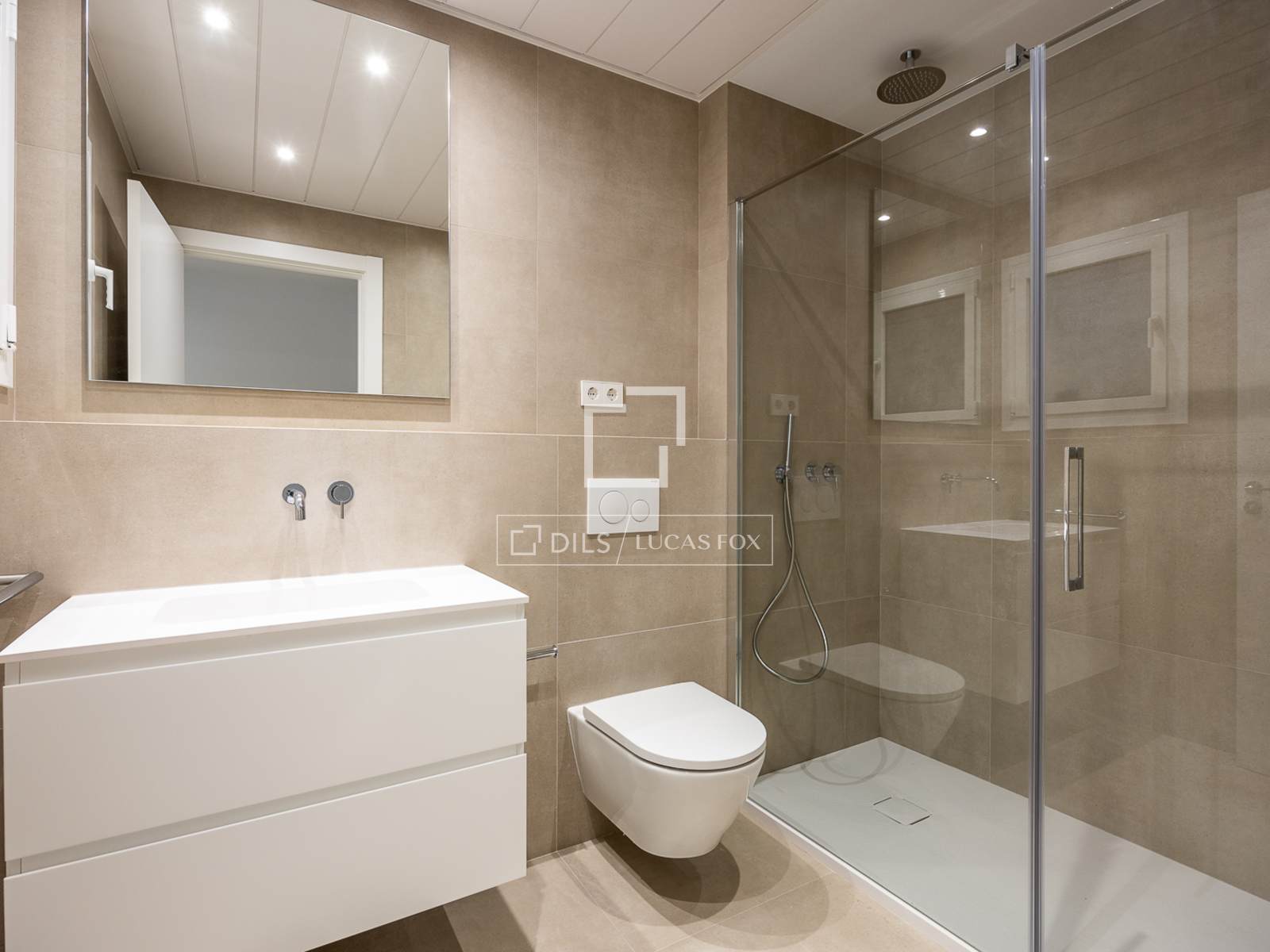 Apartament w Barcelona, Hiszpania 5 sypialni, 134 mkw. nr 192824