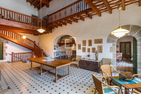 Finca myytävänä Argentona, Barcelona, Espanja, 10 makuuhuonetta, 720 m2 No. 192823 - kuva 6