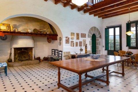 Finca myytävänä Argentona, Barcelona, Espanja, 10 makuuhuonetta, 720 m2 No. 192823 - kuva 8
