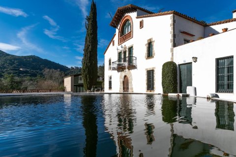 Finca Argentona, Barcelona, Espanja 10 makuuhuonetta, 720 m2 No. 192823