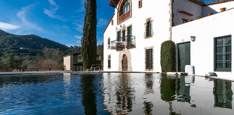Finca Argentona, Barcelona, Espanja 10 makuuhuonetta, 720 m2 No. 192823
