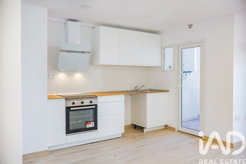 Huoneisto vuokrattavana Santa Cruz de Tenerife, Tenerife, Espanja, 3 makuuhuonetta, 82 m2 No. 152250 - kuva 2